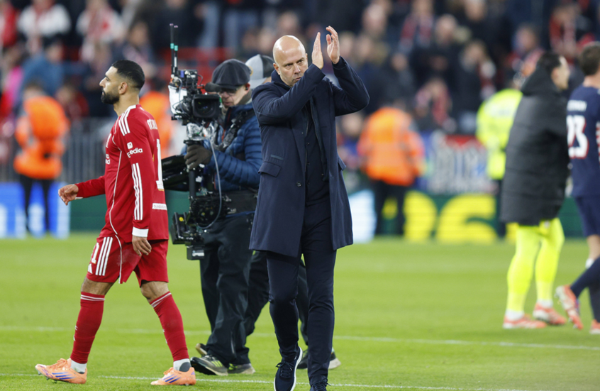 Liverpool Coach Arne Slot Addresses Fans After 1-4 Loss to Eindhoven