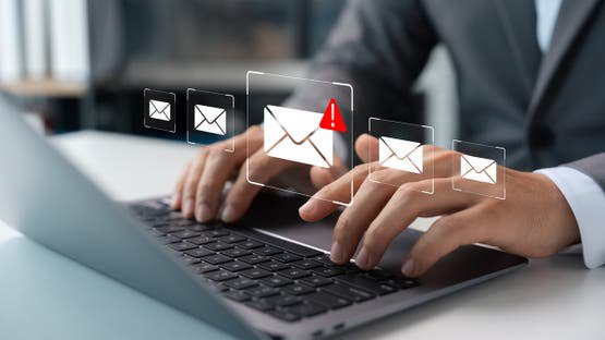 Algerian Post Issues Urgent Fraud Warning to Users of Financial Services