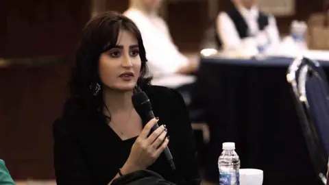 Ameera Al-Jaber Becomes First Woman to Enter Iraq's Presidential Race