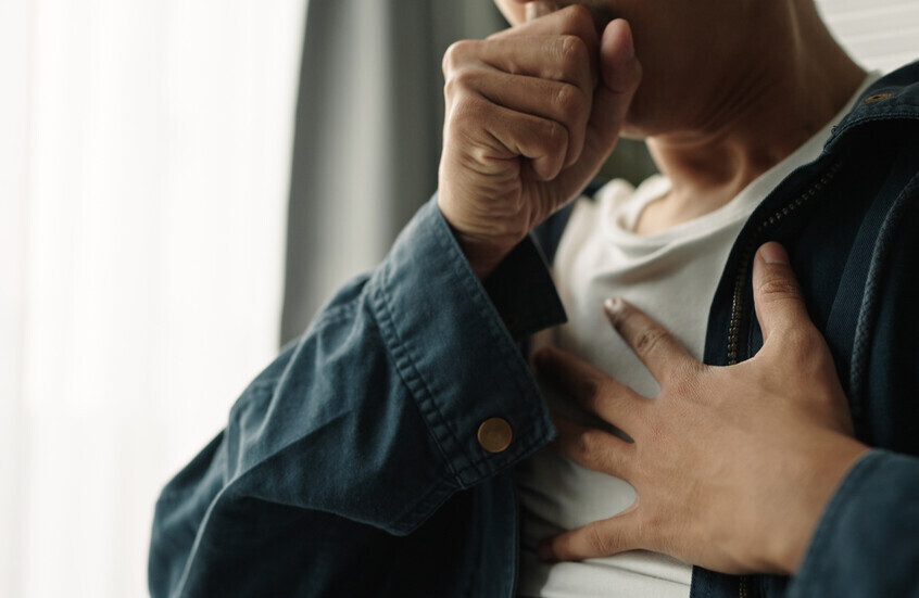 Understanding 'Leisure Time Illness': Why Health Issues Arise During Vacations