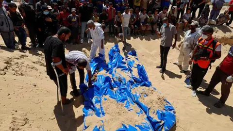 Crisis of Missing Persons in Gaza Deepens Amid DNA Testing Ban