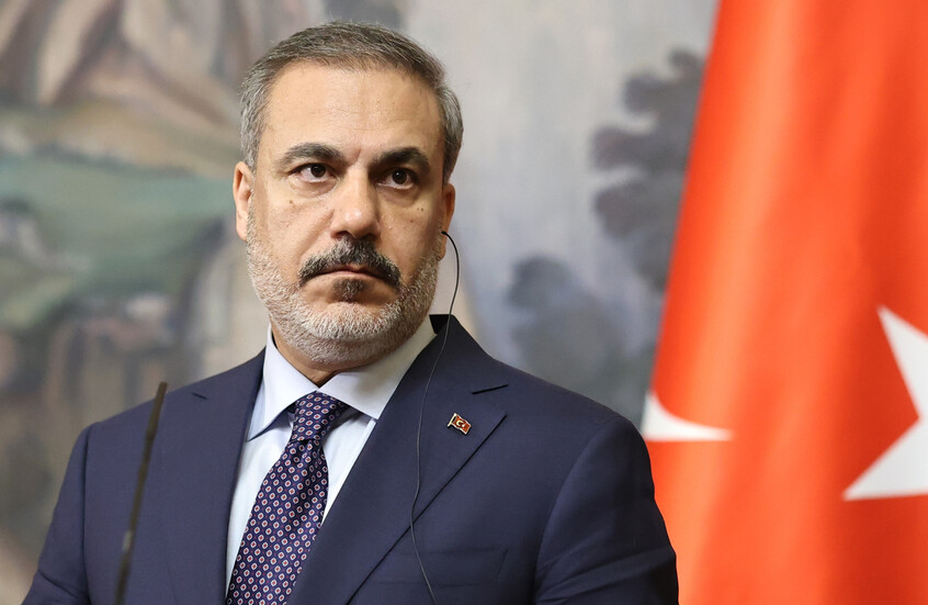 Turkey's Foreign Minister Claims SDF Collaborates with Israel Amid Concerns Over Separatist Threats