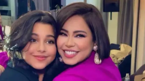 Hana Abdel Wahab's Singing Video Goes Viral, Garnering Over One Million Views