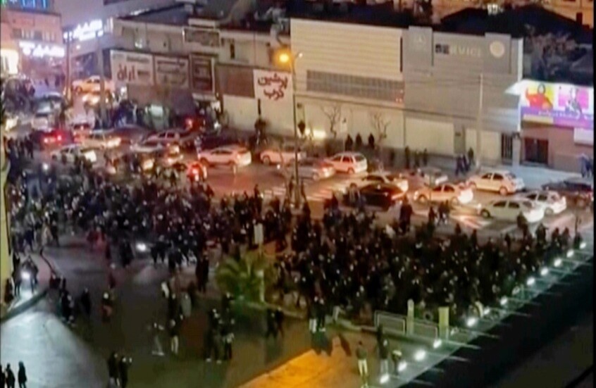 Kuwait Advises Citizens in Iran to Exercise Caution and Avoid Crowds