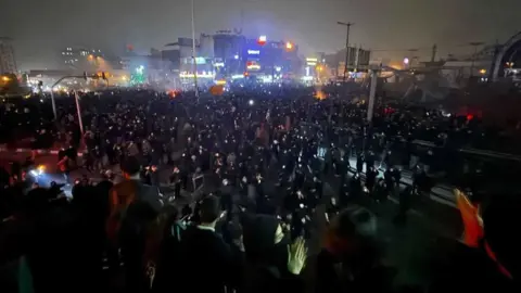Iran Protests Lead to 116 Deaths Amid Rising Tensions and International Concerns