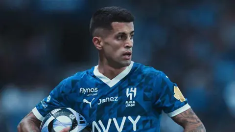 Barcelona Secures Approval to Sign João Cancelo During Winter Transfer Window