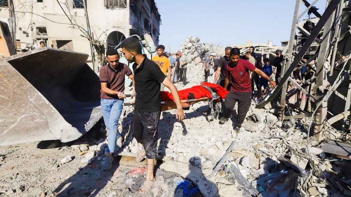 غزة تحت القصف مجددًا : 70 قتيلًا وتجميد المساعدات وسط غضب دولي