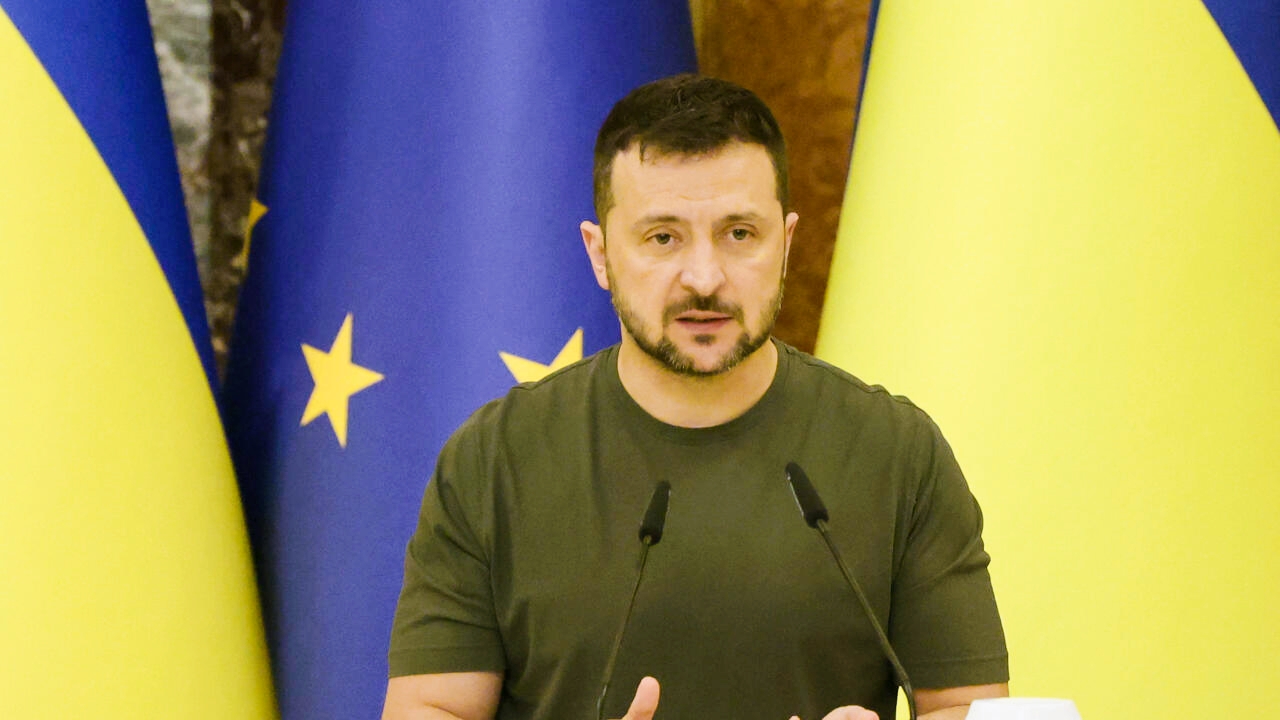 Zelensky: Continuation of Sanctions Will Force Russia to Reconsider