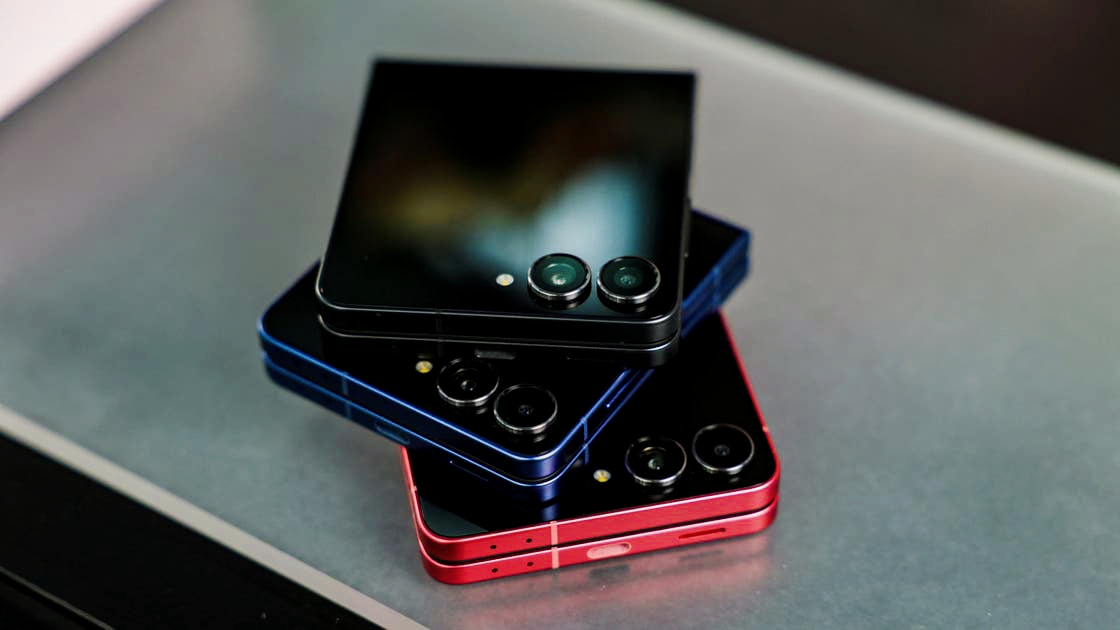 Samsung bringt das Galaxy Z Flip 7 mit neuem Design und exklusiven Farben 2025 auf den Markt