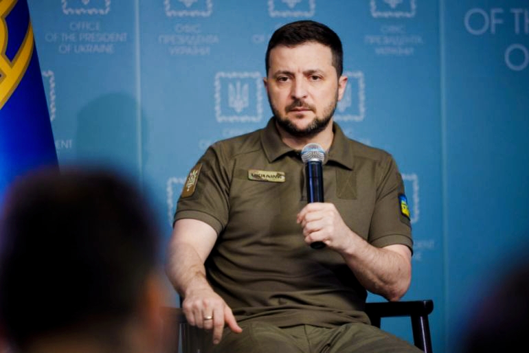 Zelensky Confirms Return of American Weapons to Ukraine and Visit of Envoy to Kyiv