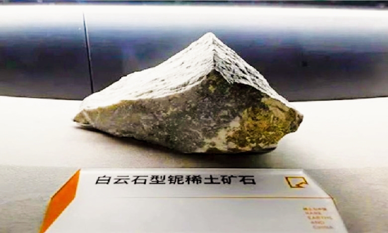 Seltene Mineralien in China entdeckt, die die Elektroautoindustrie von Tesla unterstützen