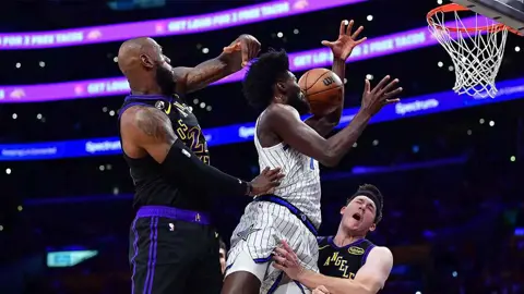 Orlando Magic Snatch Victory from Los Angeles Lakers.. LeBron James' Last Shot Fails to Save the Home Team