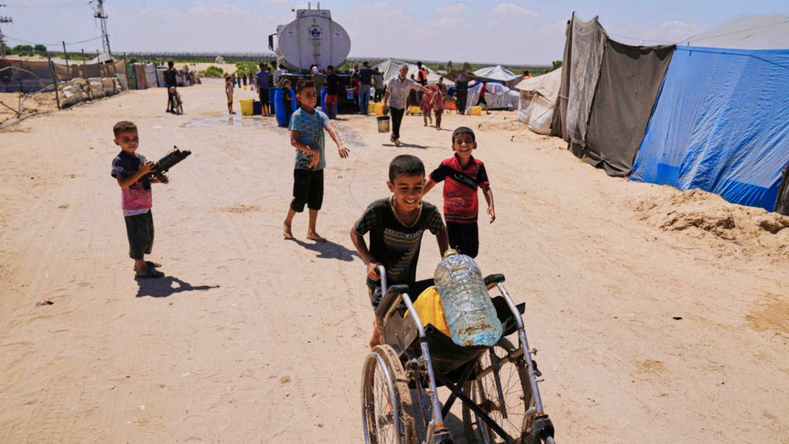 Oxfam Warns: Dangerous Outbreak of Waterborne Diseases in Gaza by 300%