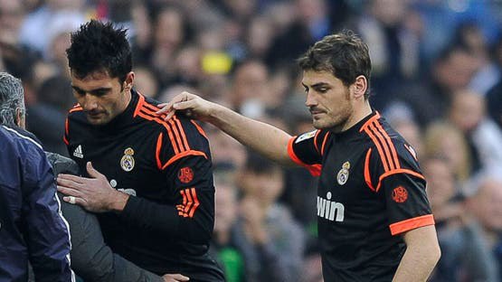 حارس ريال مدريد ينجو من إيران قبل إغلاق المجال الجوي