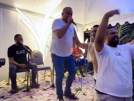 Libya: Youth Scatter Money on the Ground and Ignite Public Anger