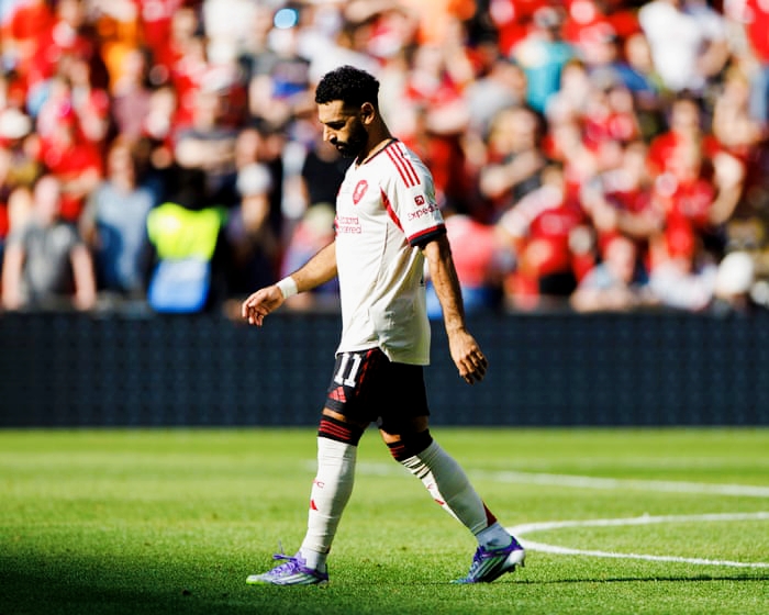 مطار دبلن يسخر من محمد صلاح بعد ضياع ركلة الترجيح