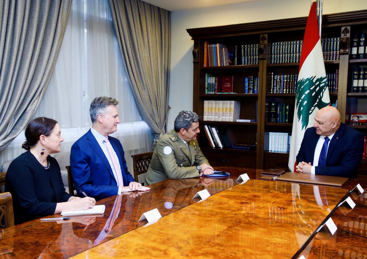 اليونيفيل في جنوب لبنان : عون يرفض الانسحاب قبل تنفيذ القرار 1701