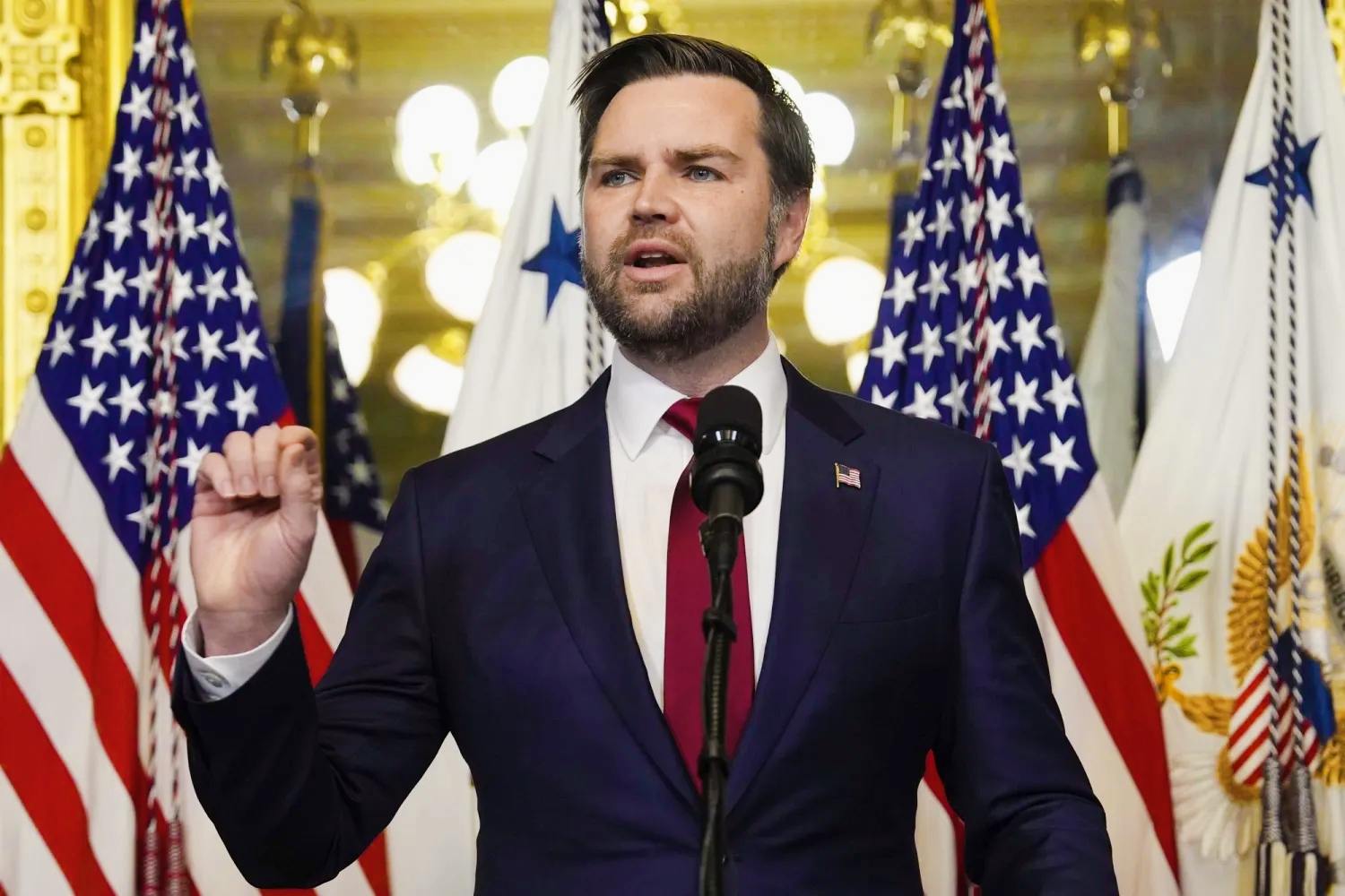 Security Guarantees for Ukraine Ignite Dispute Between America and Europe