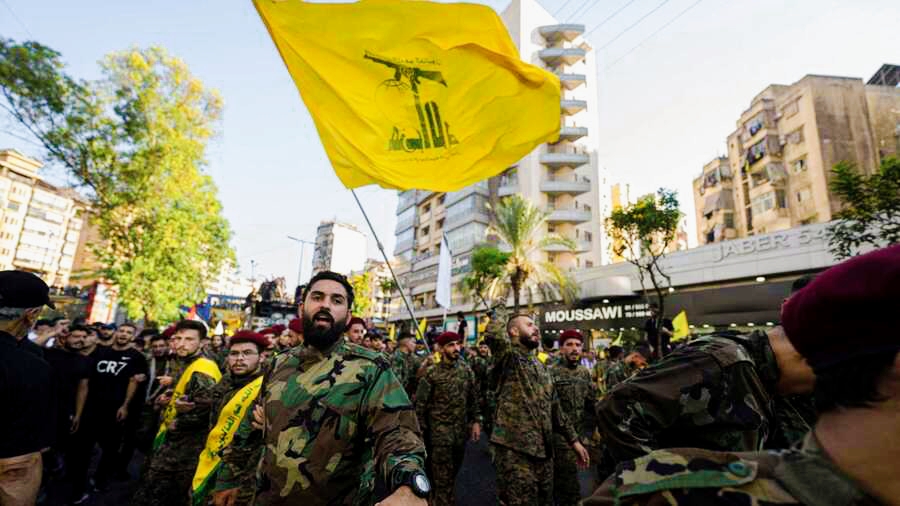 Hezbollah Clings to Its Weapons and Rejects the Government's Disarmament Plan