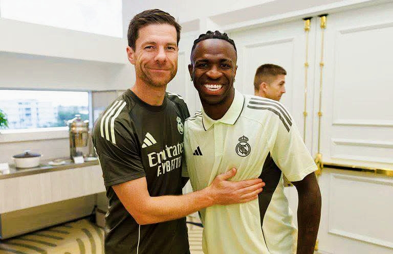 Vinicius and Alonso .. New Tension at Real Madrid Ignites the Scene