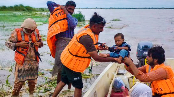 Pakistan bereitet sich auf eine Katastrophe durch Überschwemmungen vor, nachdem Indien vor dem Ablassen von Stauwasser gewarnt hat