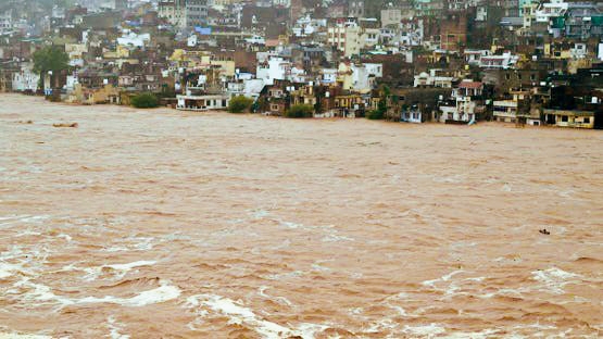 Erdrutsch in Jammu und Kaschmir tötet 30 und lähmt die Region