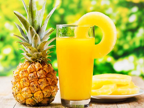 Is Pineapple Harmful? 6 People Who Should Avoid It Immediately