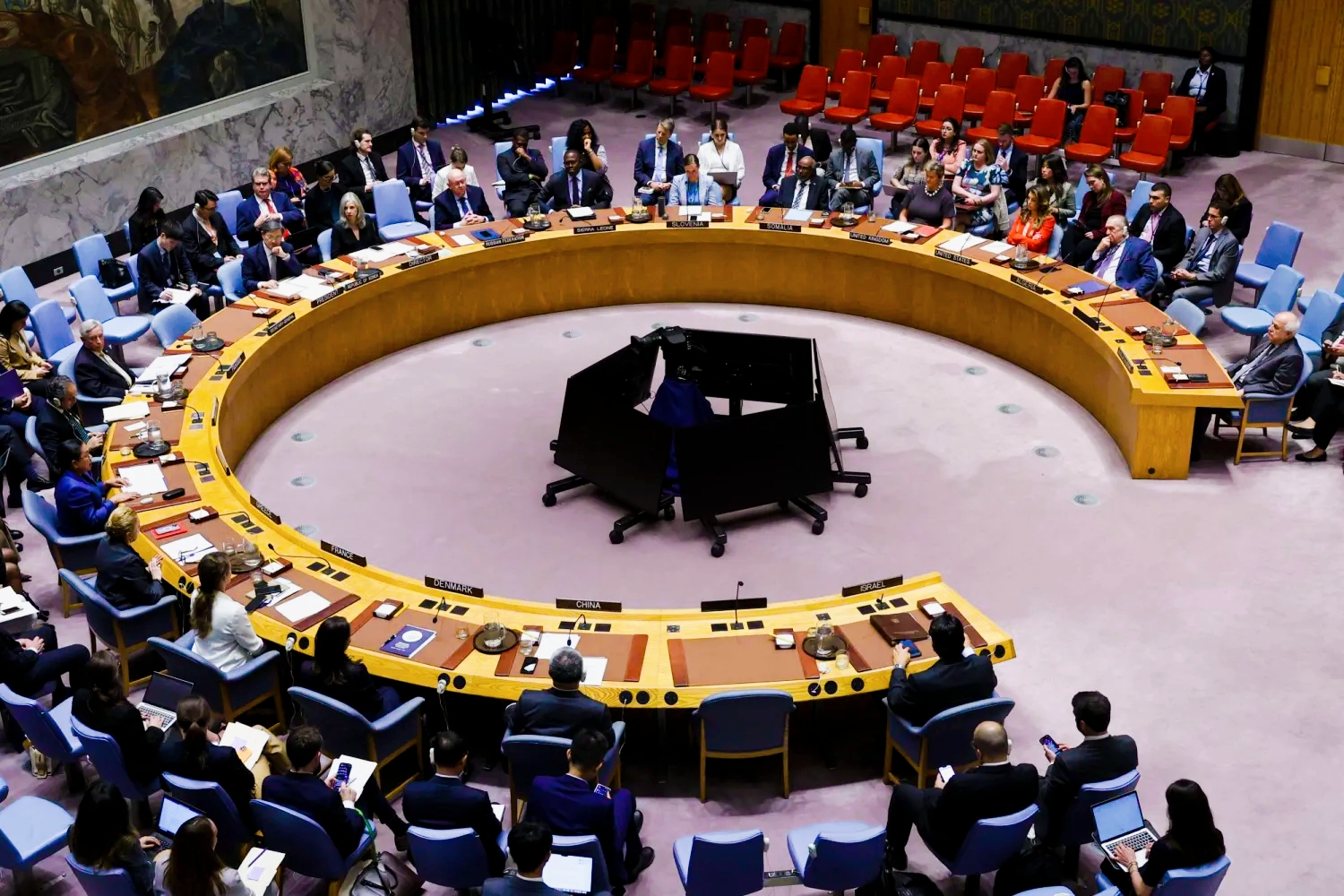 The Security Council Rejects Lifting Sanctions on Iran Permanently and ...