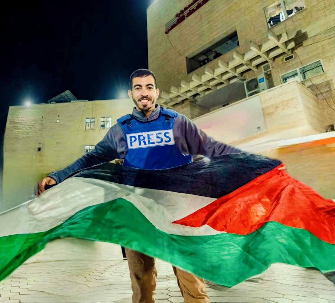 صالح الجعفراوي : شهيد الكاميرا وصوت غزة في عالم مغمور بالدماء
