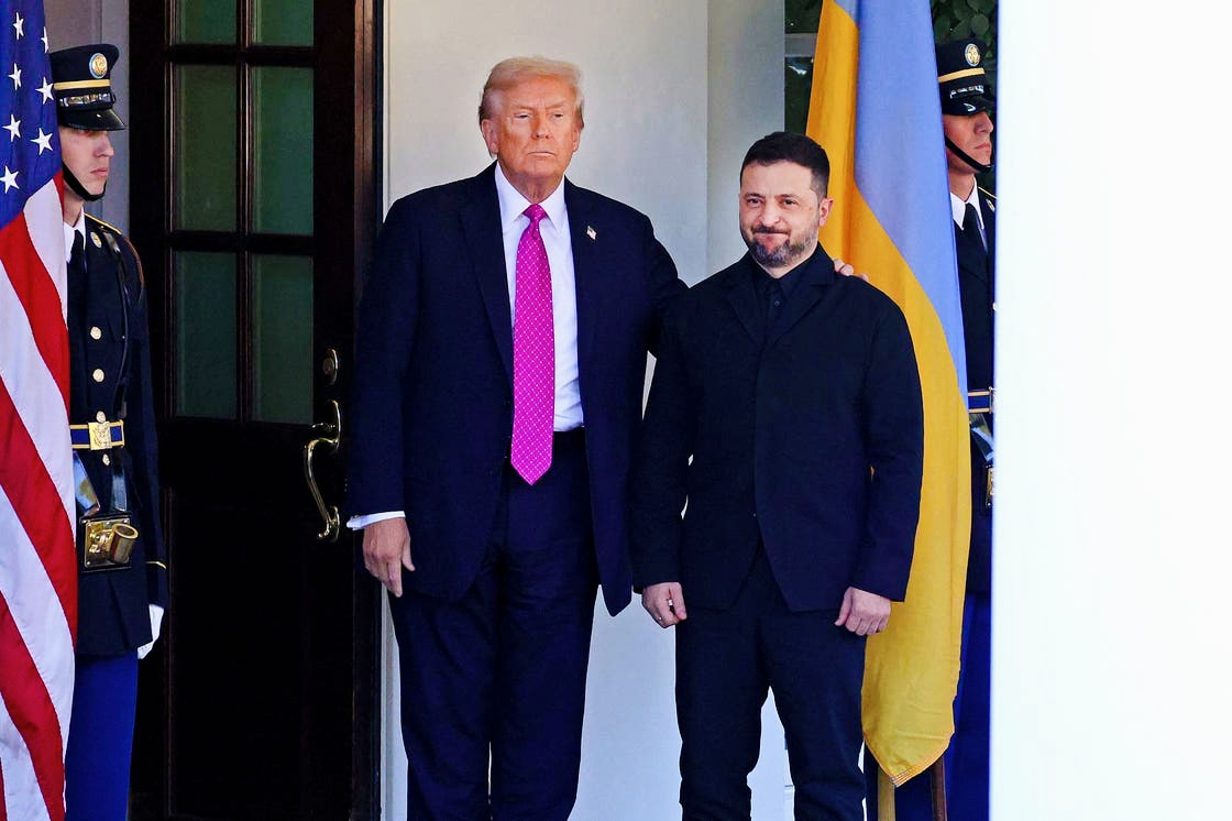 À la Maison Blanche .. Trump loue l'élégance de Zelensky et parle d'armes avancées pour l'Ukraine