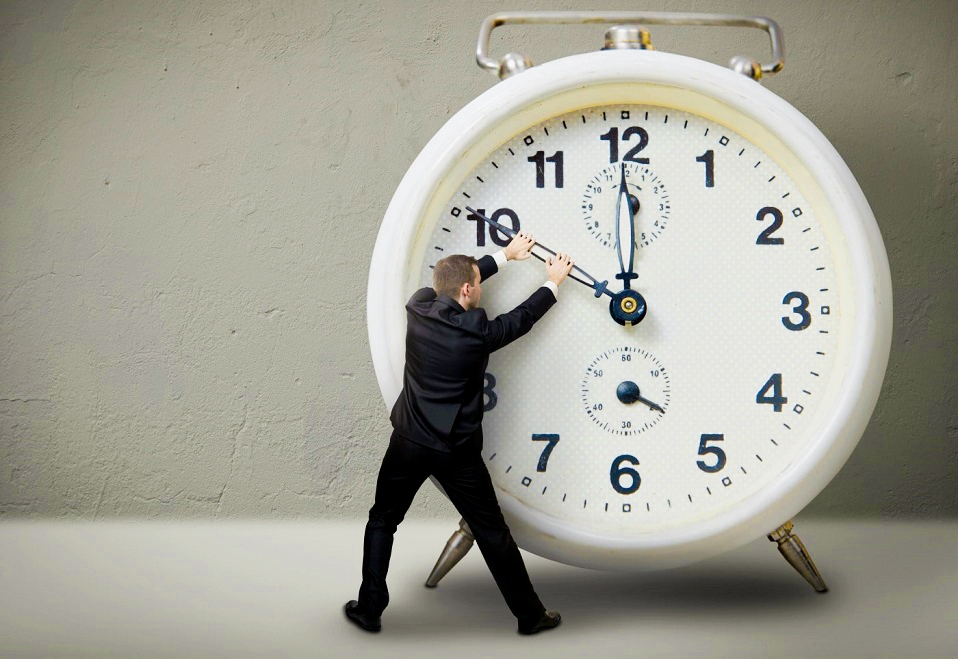 Extra Hour of Sleep or Biological Disruption? The Effect of Changing the Clock on the Body
