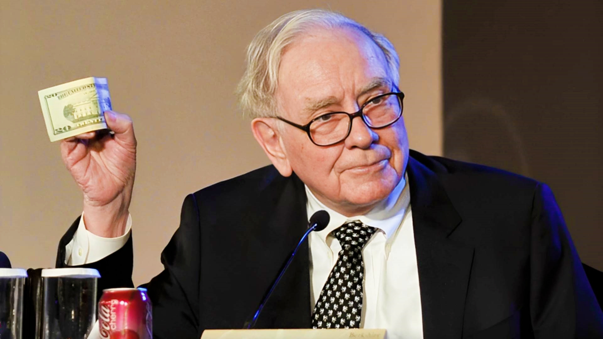 Warren Buffett Announces Retirement and Historic Charitable Commitment