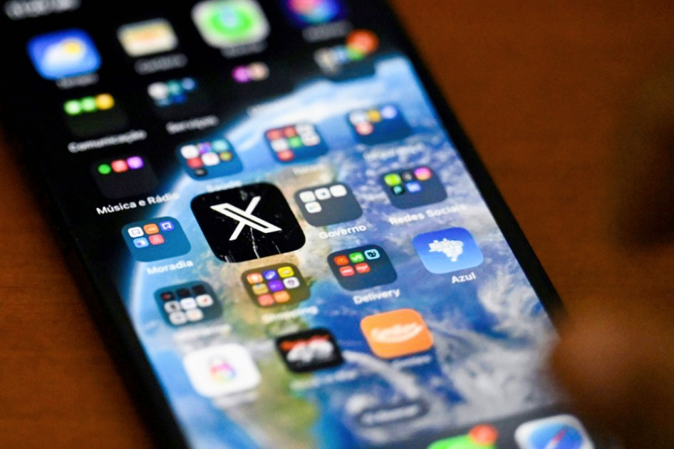 New 'X' Feature Raises Privacy Concerns Among Users