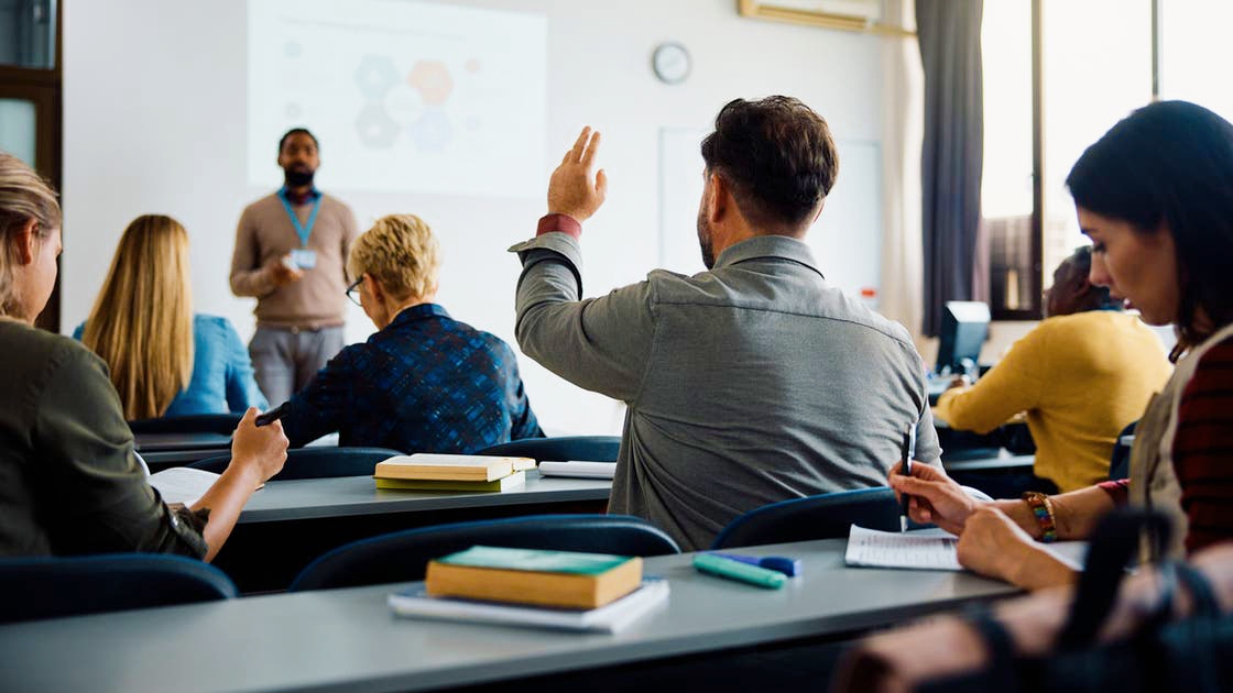 12-Year-Old German Girl Begins University Studies, Setting Academic Milestone
