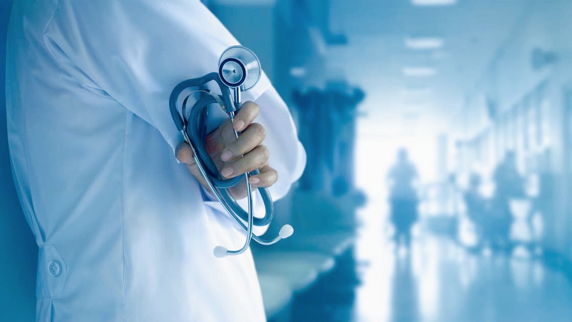 Twin Brother Impersonates Doctor for Two Years in Egyptian Health Unit