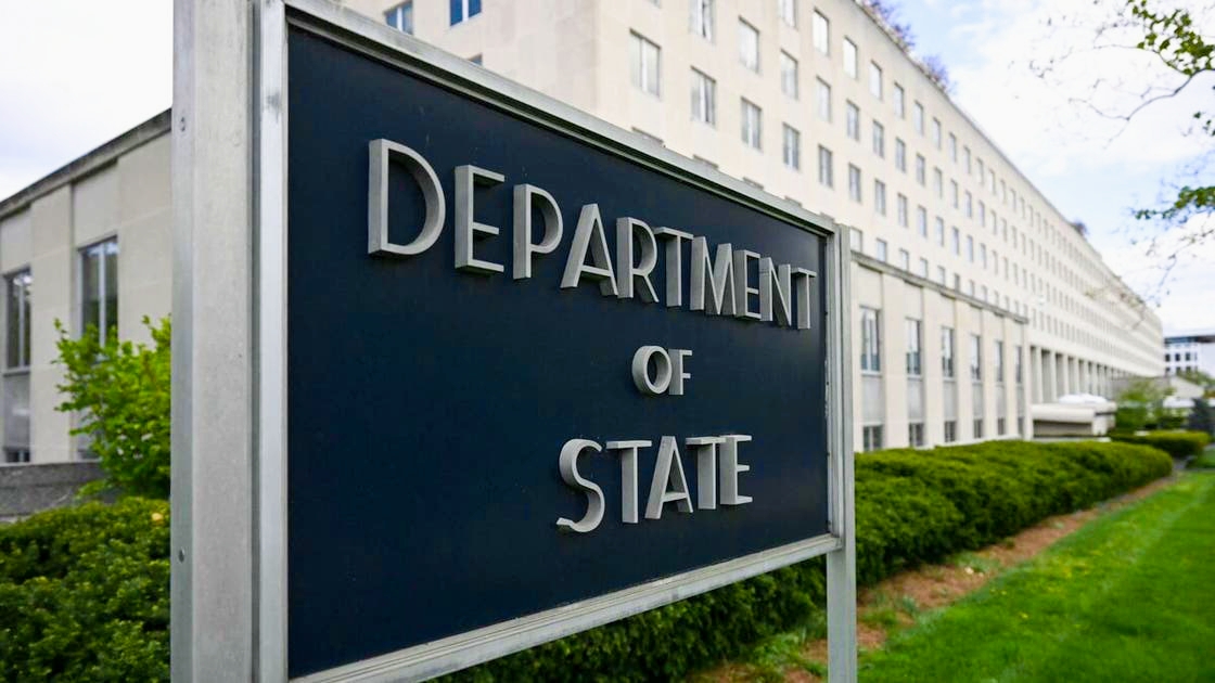 U.S. Issues Travel Warning for Venezuela Amid Economic Sanctions Review