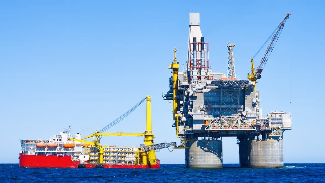 Oil Prices Fluctuate Amid Rising Geopolitical and Trade Tensions