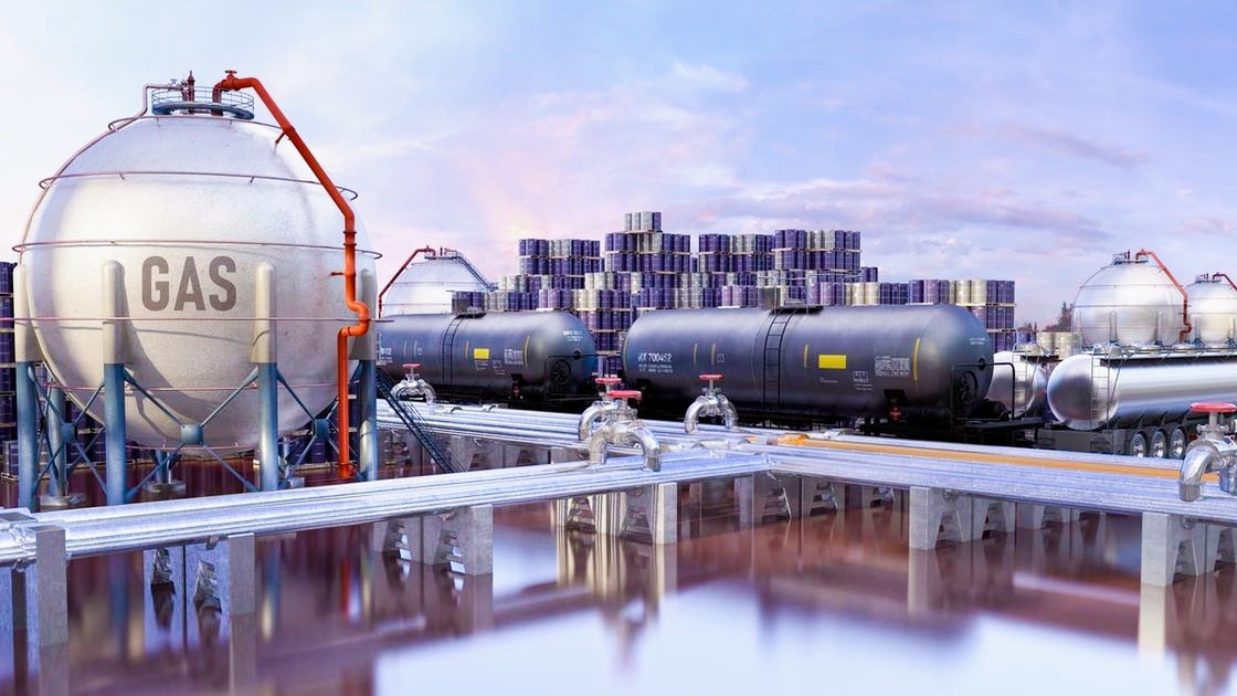 مصر تستعد لتعويض الغاز بعد توقف الإمدادات الإسرائيلية بـ 20 شحنة مسال