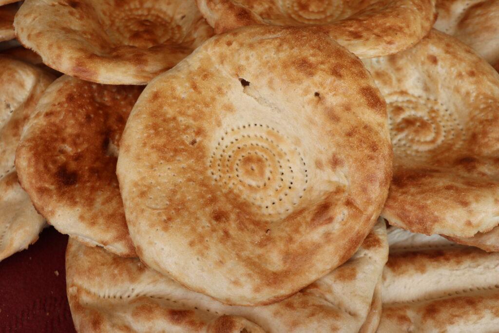 أفغانستان تعزز شراكتها مع روسيا لمواجهة أزمة غذاء محتملة بسبب التوتر الإيراني الإسرائيلي