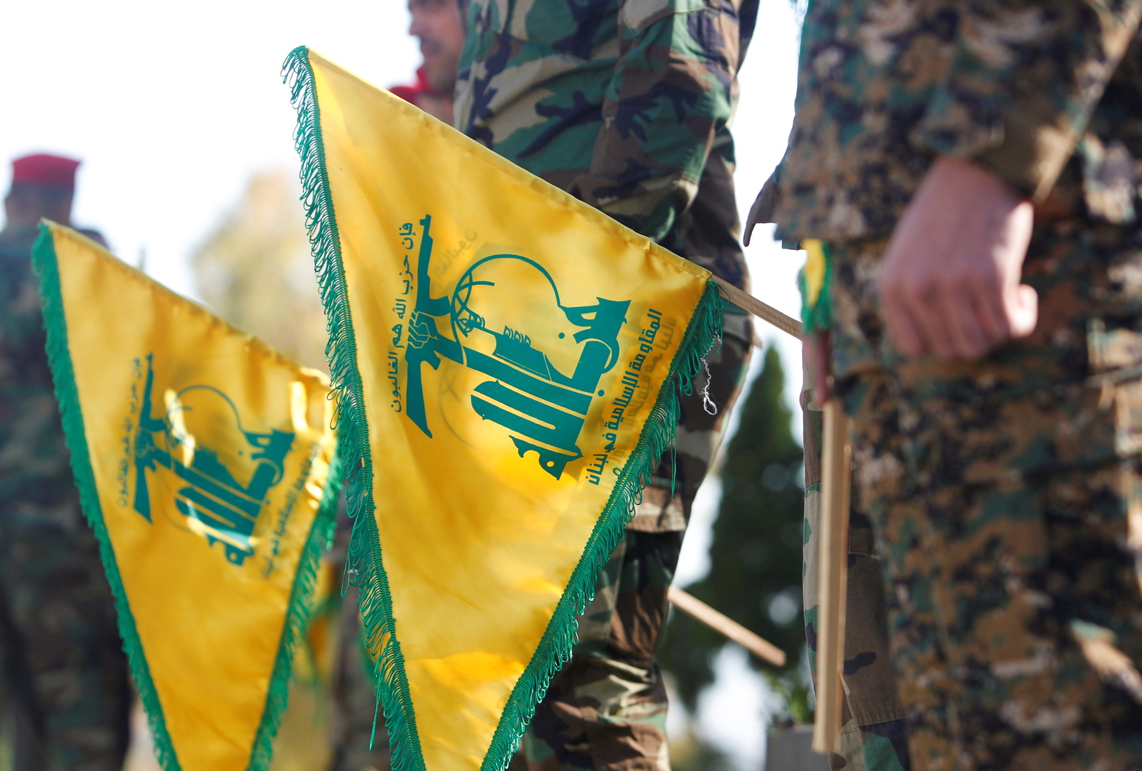 Hezbollah suspende el apoyo educativo a las familias de los fallecidos.. Medidas de austeridad en medio de una crisis financiera sin precedentes