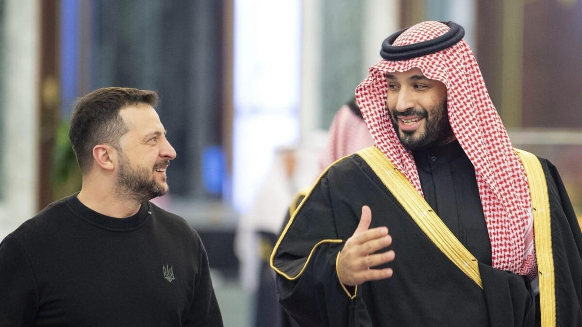 Zelensky : J'ai parlé avec le prince Mohammed ben Salmane et je l'ai remercié pour "sa volonté de faire des efforts pour la paix"