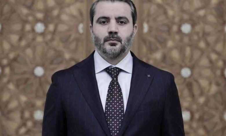 Der syrische Außenminister lobt den UN-Bericht über die Ereignisse an der Küste und bekräftigt das Engagement der Regierung für Rechenschaft und Gerechtigkeit
