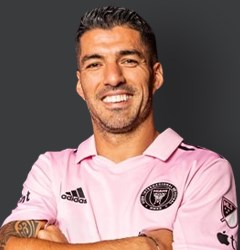 Suarez Spits at Official in Seattle After Losing League Cup Final