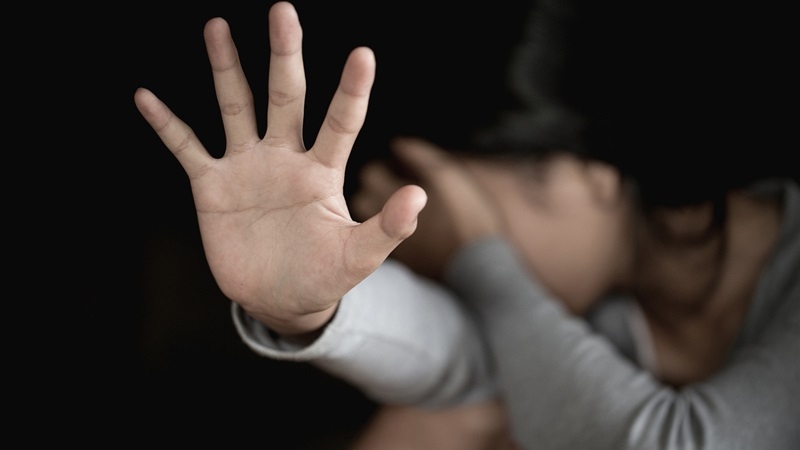 جريمة اغتصاب وحشية تهز ريف حماه.. والغضب الشعبي يحولها لقضية رأي عام