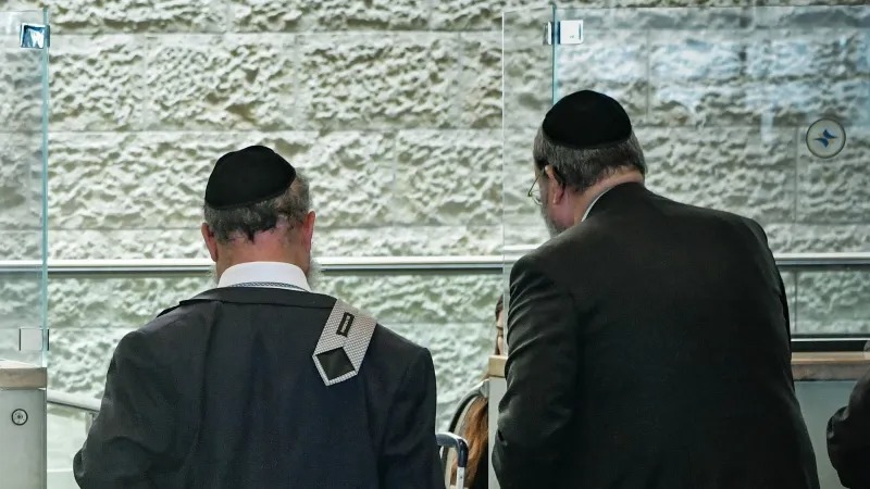 Yüzlerce Haredi'nin Şarm El Şeyh üzerinden Amerika Birleşik Devletleri'ne Göçü