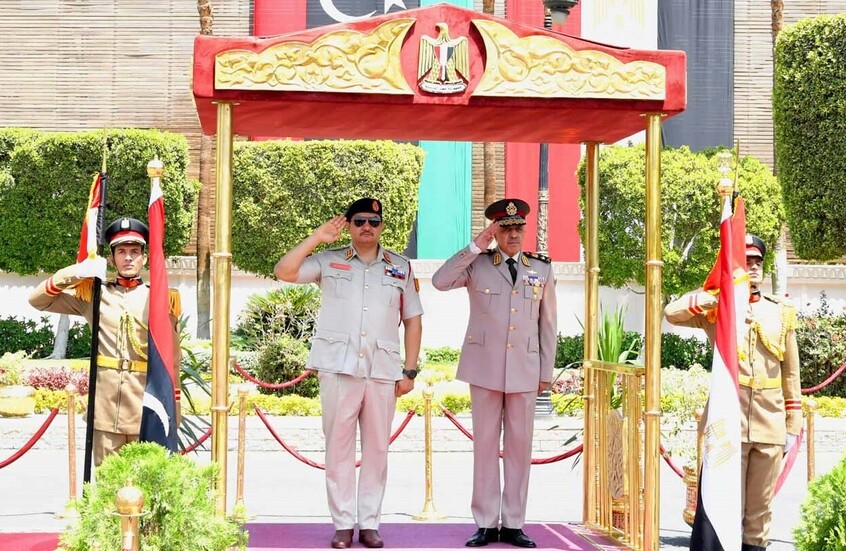 The Chief of Staff of the Egyptian Army congratulates Saddam Haftar and affirms support for military cooperation with Libya
