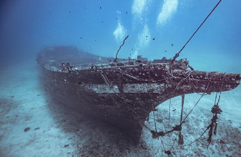 One sank in a failed attack.. Discovery of 4 ships from the 18th century off the coast of Carolina