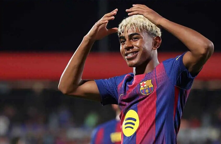 Lamine Yamal appears in a Messi jersey while dancing at home and ignites social media