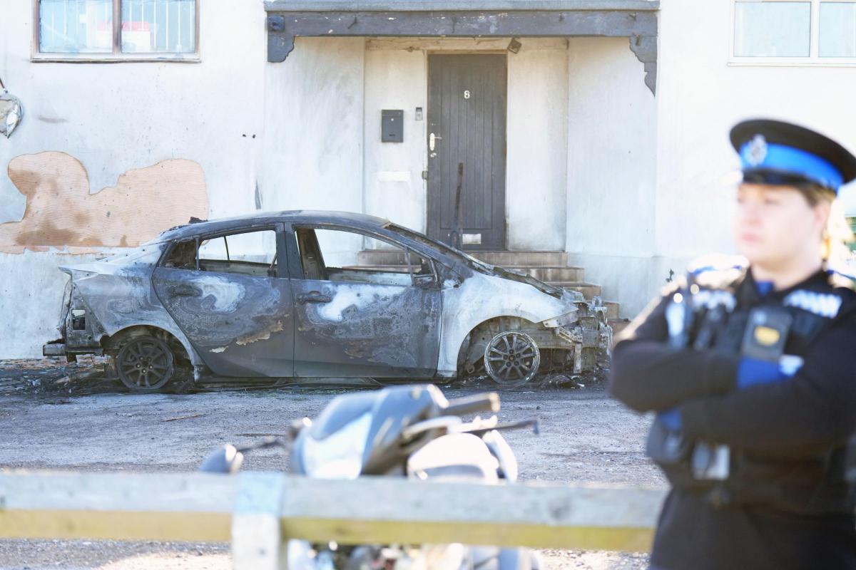 İngiltere'nin Bexhaven kasabasında bir camide kasıtlı yangın, nefret suçu endişeleriyle
