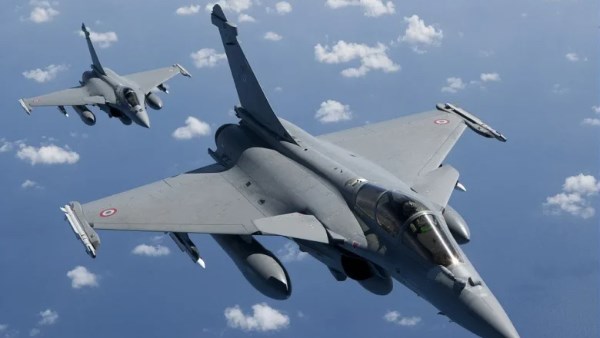 "Fähig, taktische Atomwaffen zu tragen".. Großbritannien bereitet sich auf den Kauf neuer Kampfflugzeuge vor